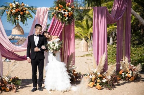 森系·草坪·沙灘 天涯海角婚慶節發布年度婚尚產品與服務